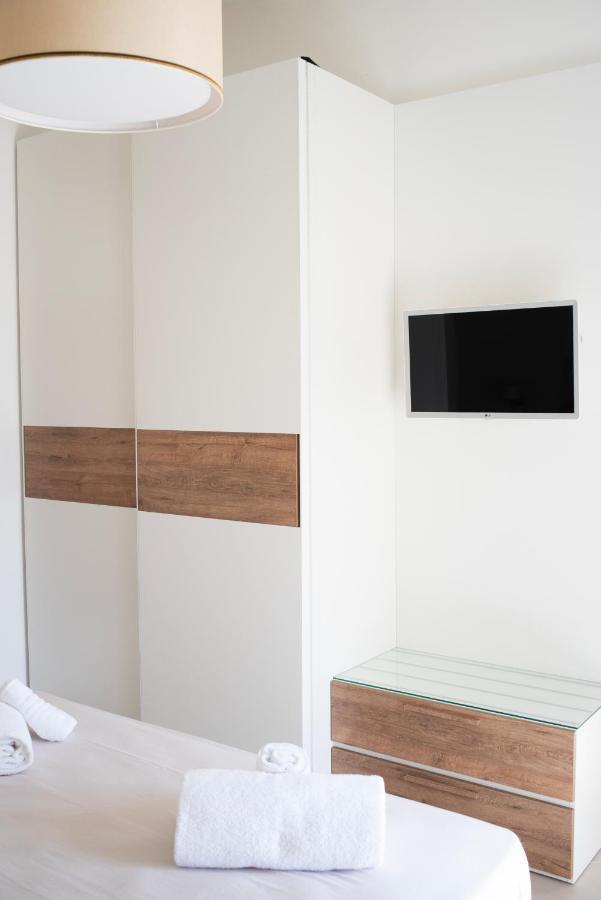 Oasi Smart Rooms Caltanissetta Bagian luar foto